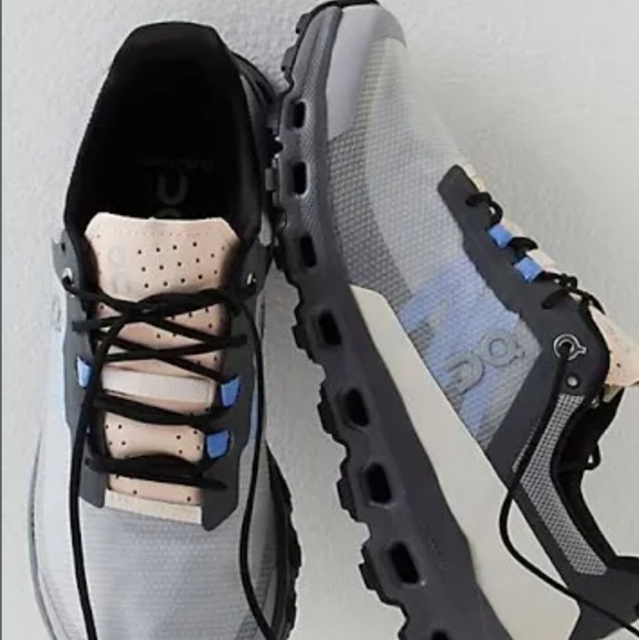 On Cloudvista Trail runnning sneakers Size 9 - Picture 3 of 13